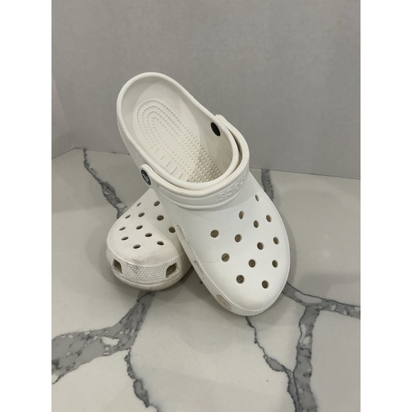 CROCS Shoes - Crocs Unisex Adult M8 / W10 White Excellent Condition Tons Of Life Left!!!